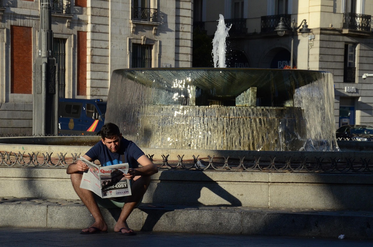 Projeto “Leitura na Praça” reúne centenas de estudantes